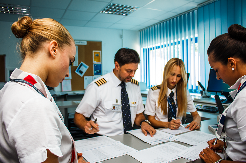 CrewNow aviation professionals